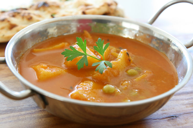 Карри с горошком и картофелем